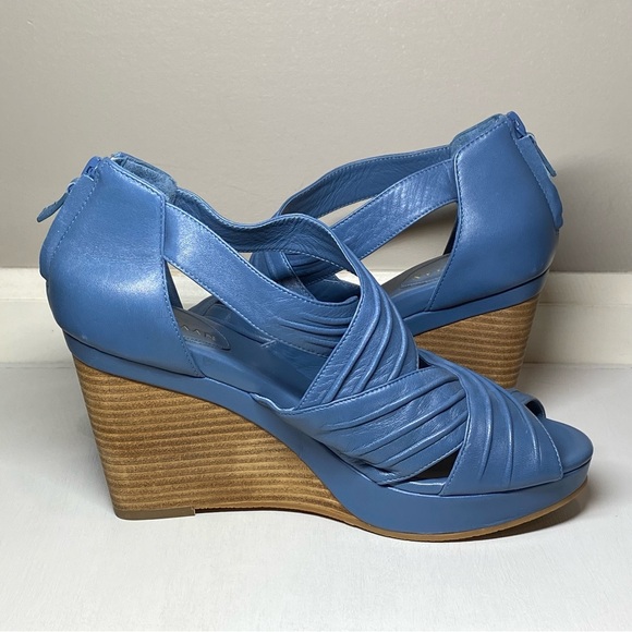 Cole Haan Wedge Sandals Women’s Size 8 B Dusty Blue Open Toe Shoes Zip Up Back - Picture 16 of 16